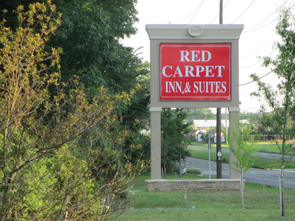 Red Carpet Inn And Suites Monmouth Junction Екстериор снимка